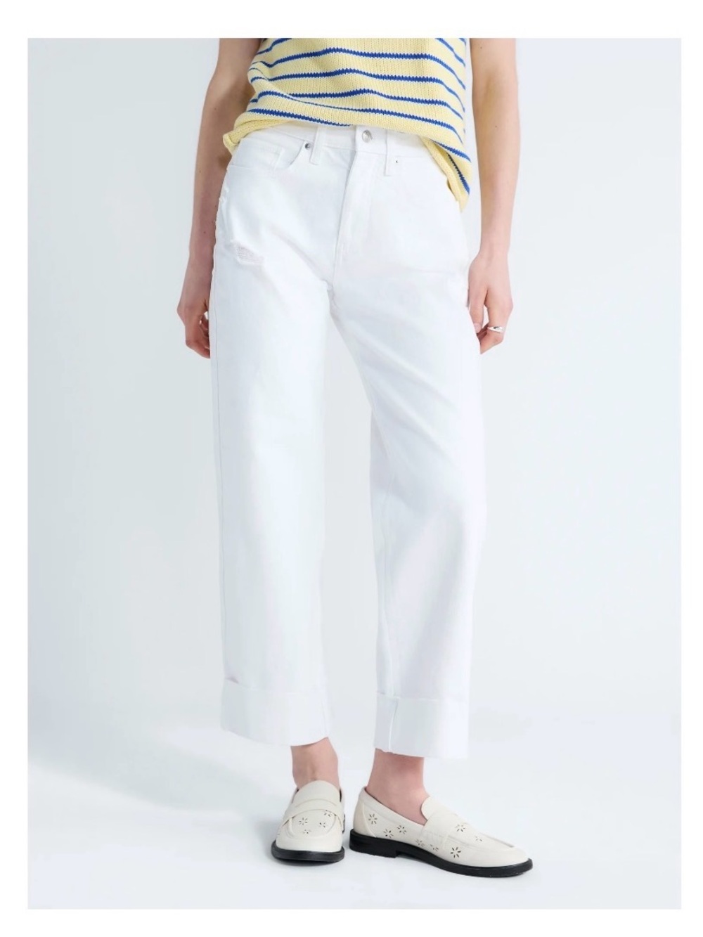 Free Assembly Women’s High Rise Straight Cropped Jeans